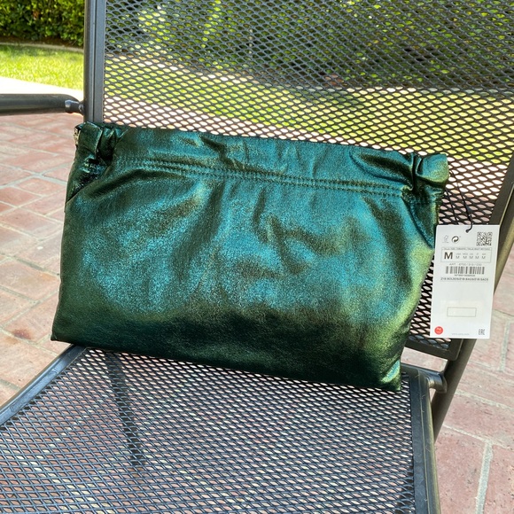 ZARA Metallic Green Clutch - Picture 3 of 5